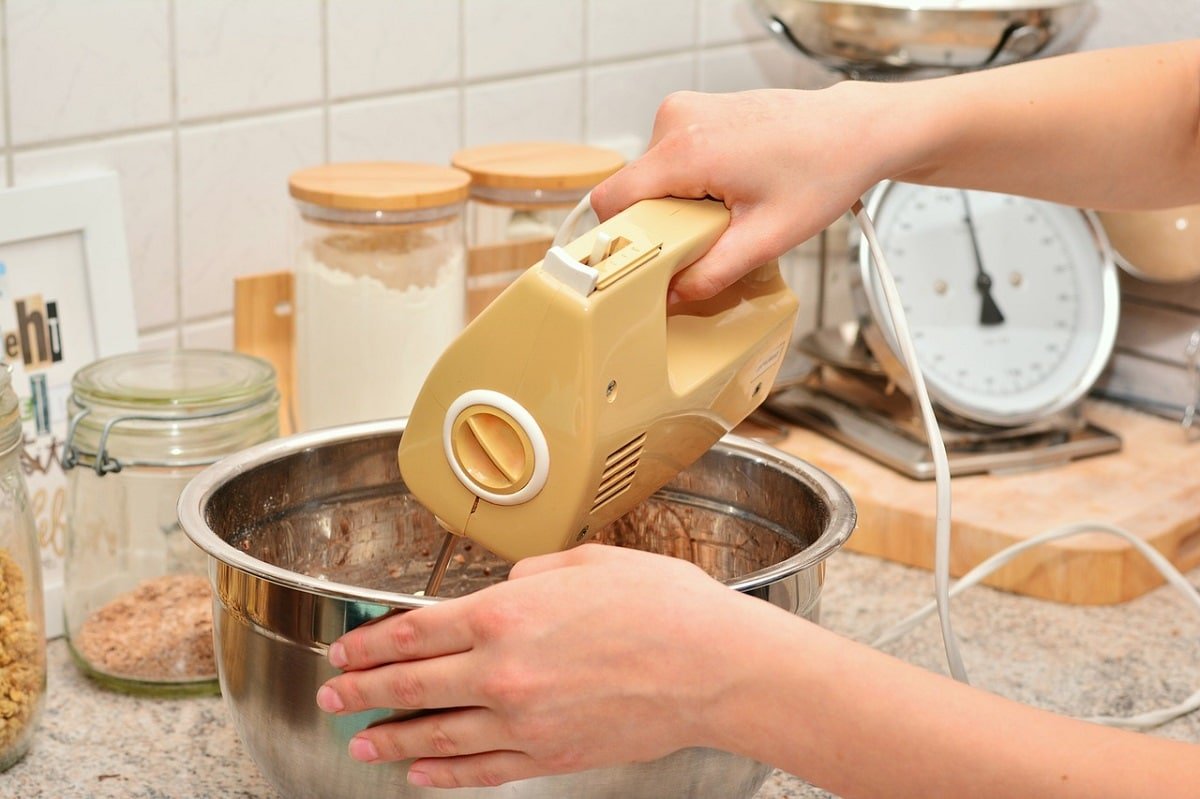 Hand Mixer