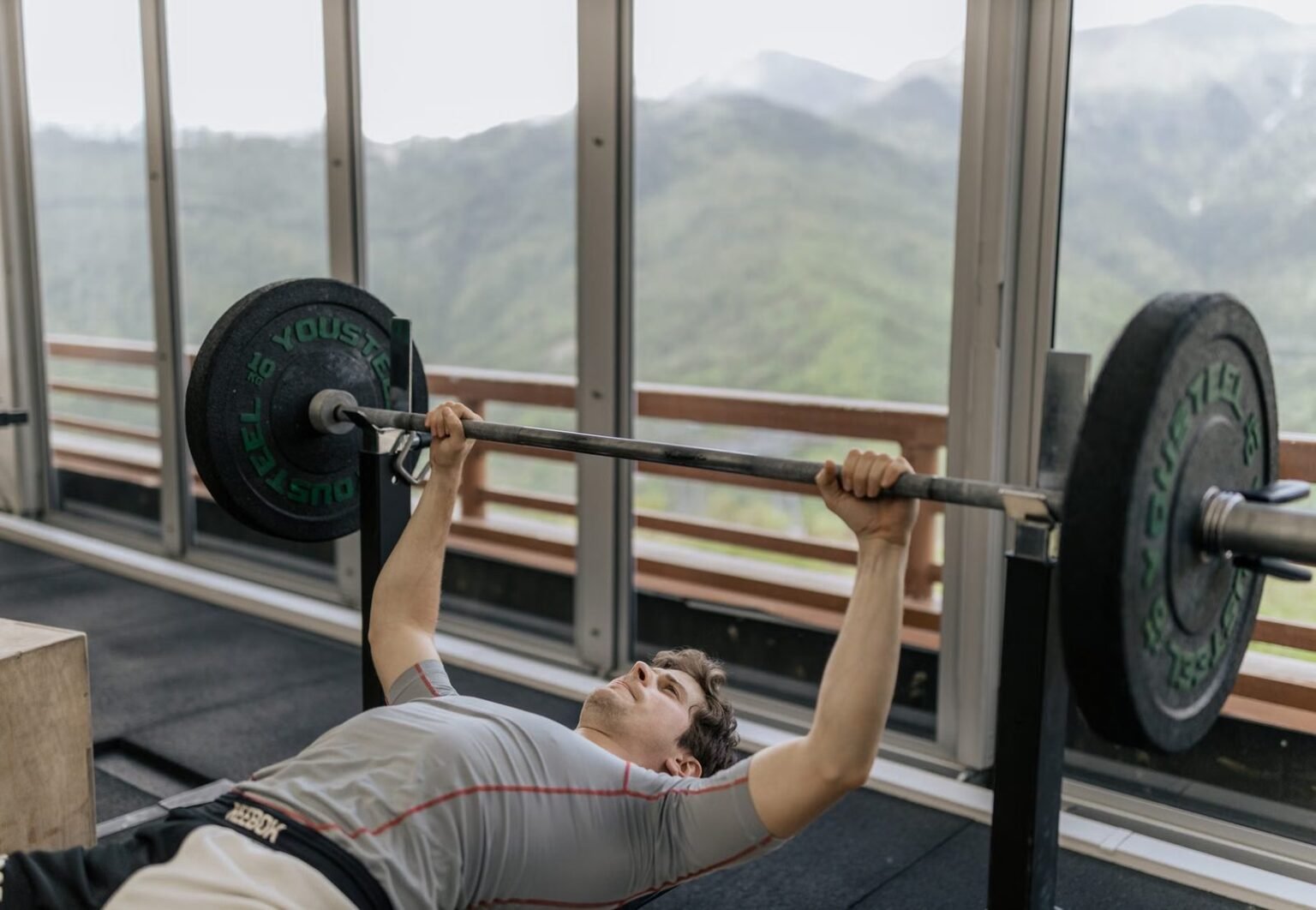 What to Know Before Choosing Bench Press Tips - Fitness And Muscle Building Tips - fitness and muscle building