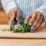 What to Know Before Choosing Bulking Vs Cutting - NUTRITION + RECIPES - fitness and muscle building